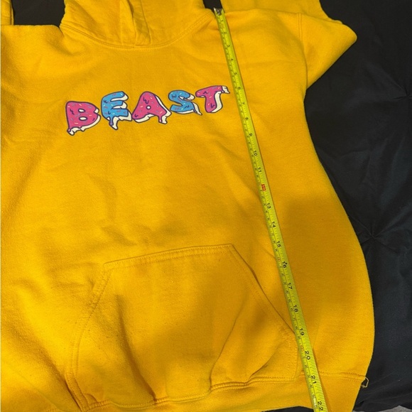 Me. Beast Hoodie YXL - Picture 5 of 12